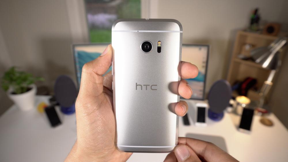 HTC 10 mặt sau