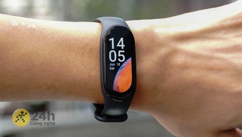 Xiaomi Band 7 có ảnh nền đồng hình sao Hỏa quá xịn sò!