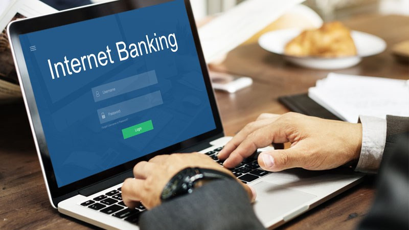 Mobile Banking và Internet Banking: Lựa chọn nào tối ưu cho bạn?