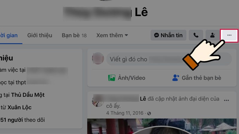 Click vào biểu tượng ba chấm trên trang cá nhân