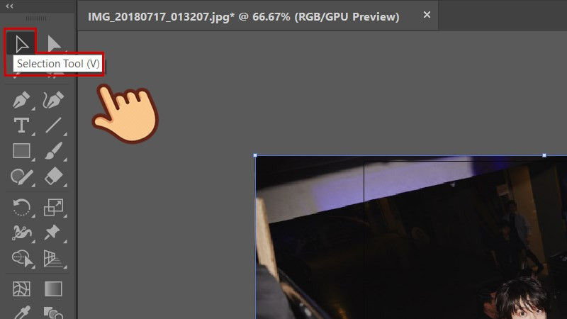Sử dụng Selection tool để chọn ảnh