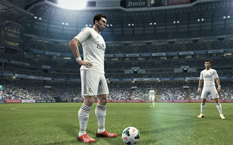 Tổng quan về PES 2013