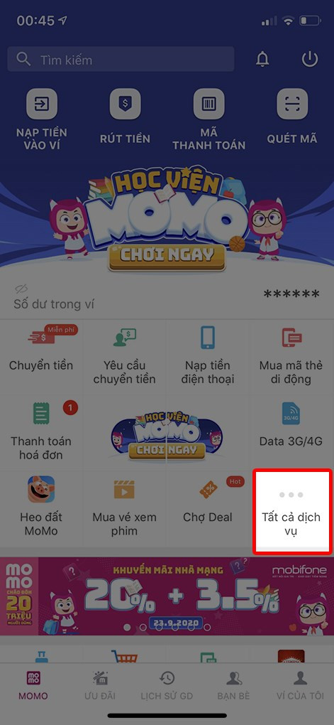 Truy cập vào ứng dụng MoMo, sau đó chọn biểu tưởng Tất cả dịch vụ.