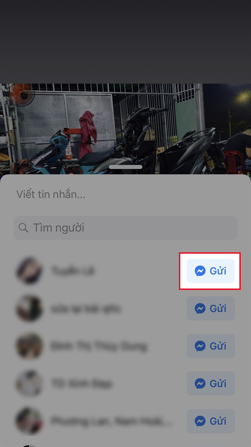 Gửi story qua Messenger