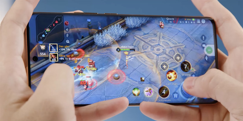 Realme 11 Pro+ chơi tựa game Li&ecirc;n qu&acirc;n Mobile