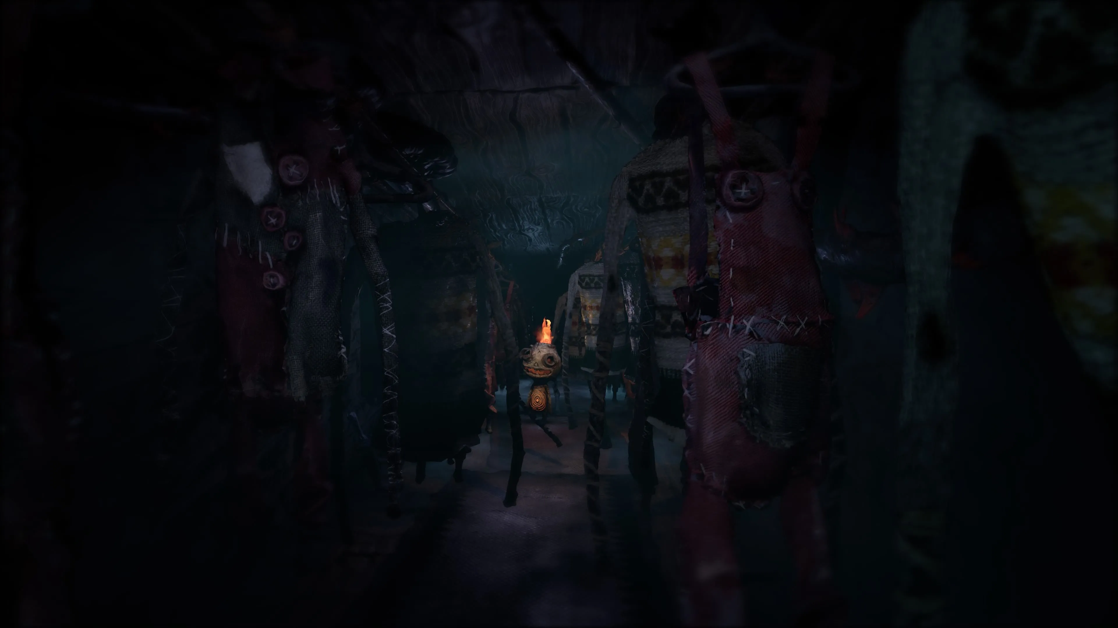 Bên trong tủ quần áo, cảm giác ẩn nấp khỏi quái vật trong The Midnight Walk VR