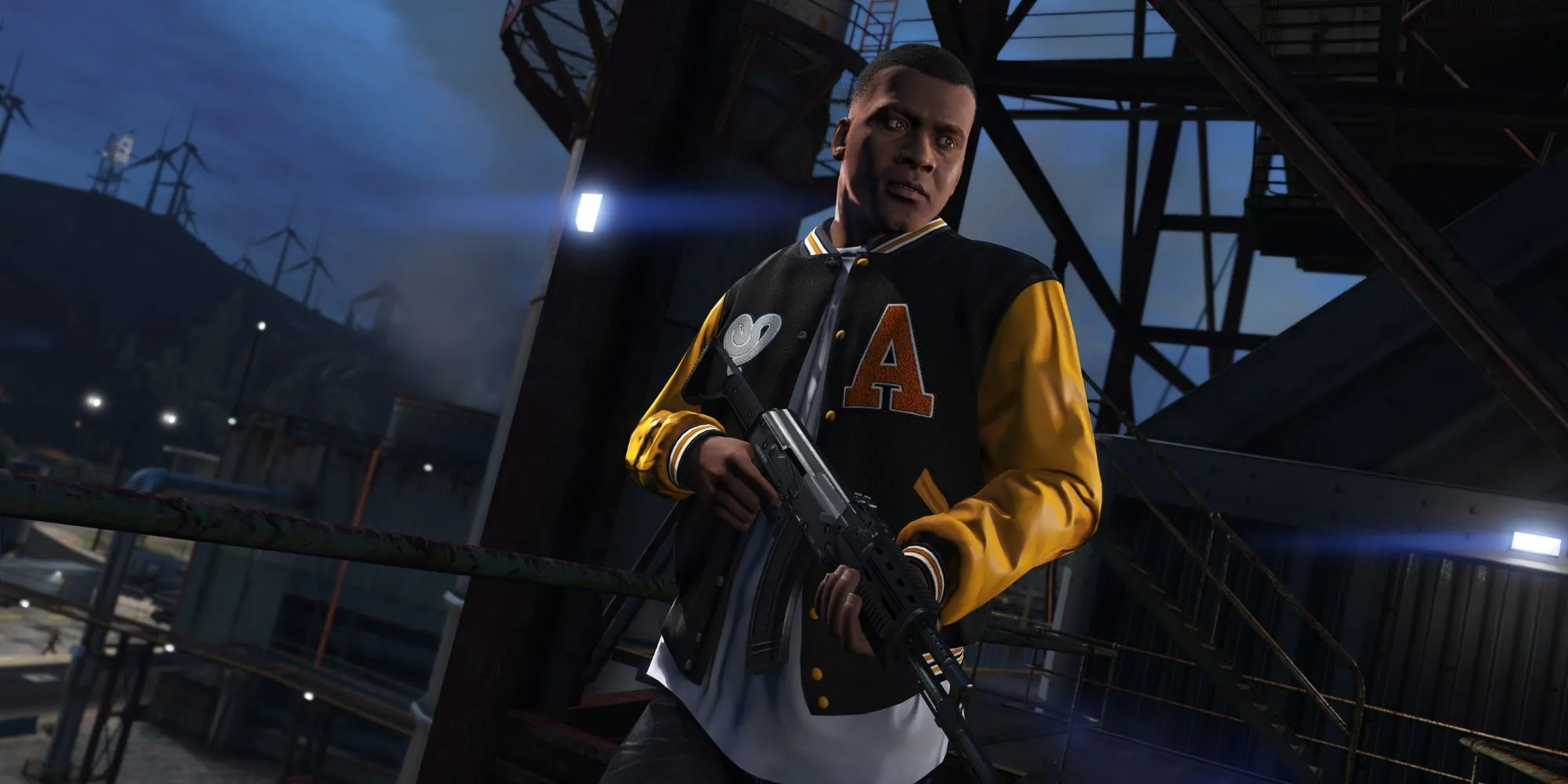 Franklin cầm súng trường trong Grand Theft Auto 5