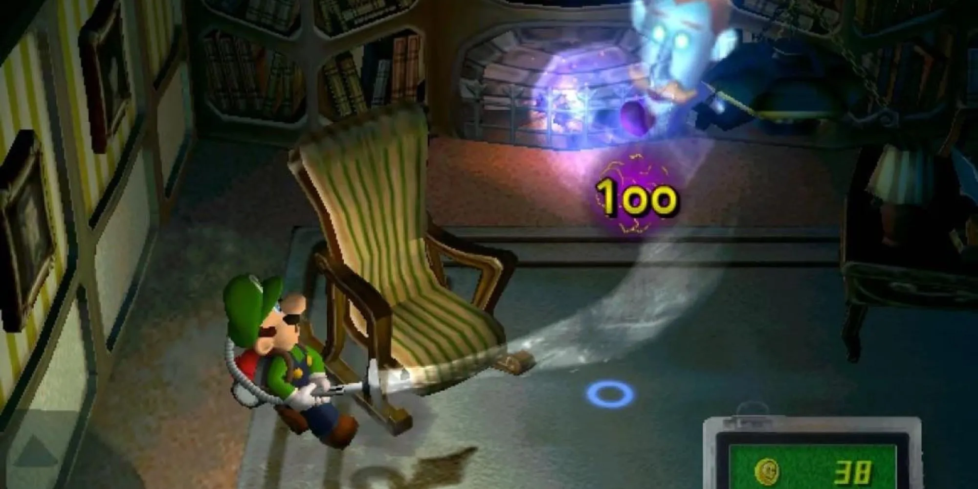 Luigi sợ hãi khám phá biệt thự ma ám trong game Luigi's Mansion trên GameCube