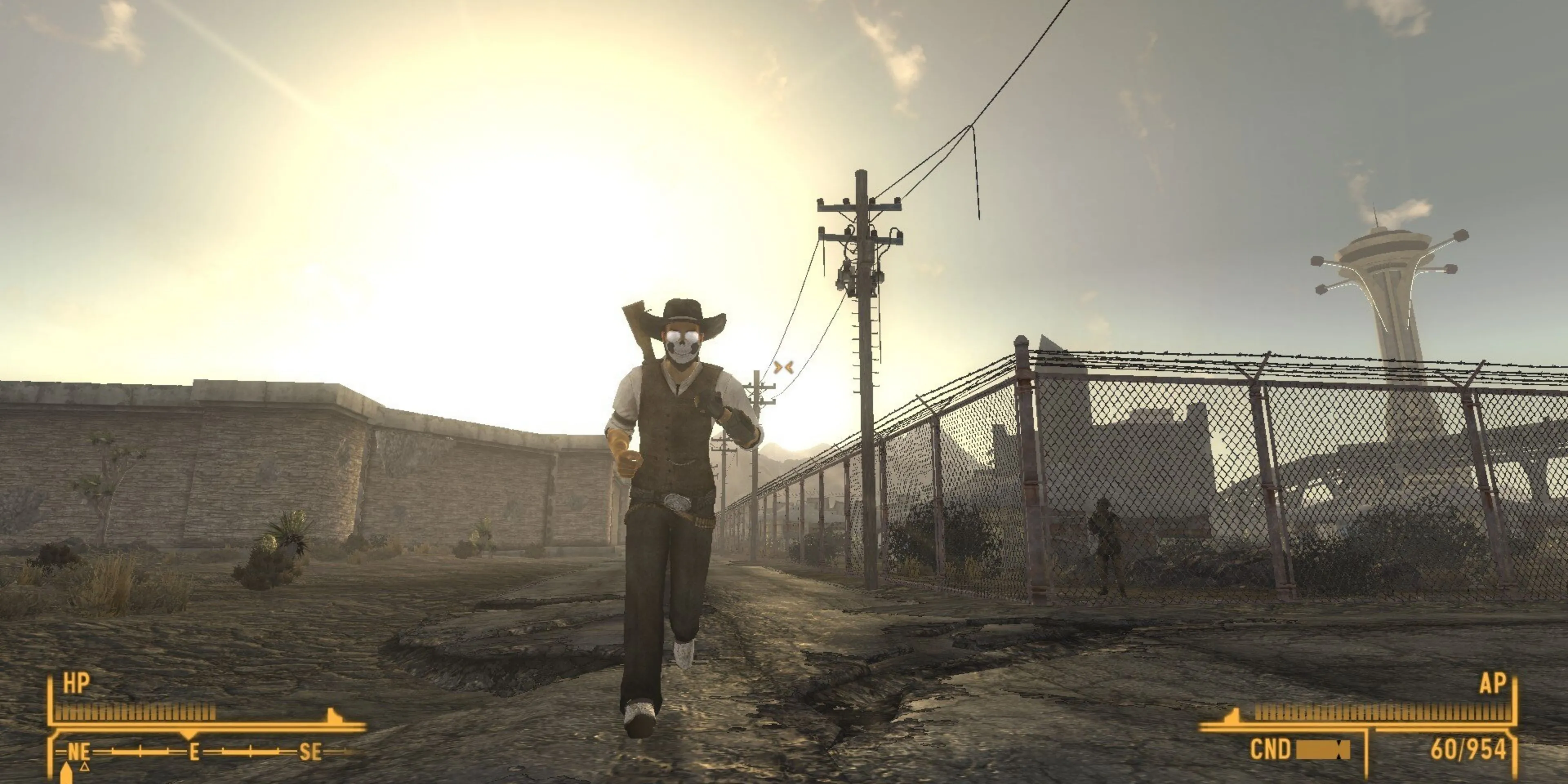 Nhân vật người chơi trong Fallout New Vegas khám phá vùng đất hoang Mojave