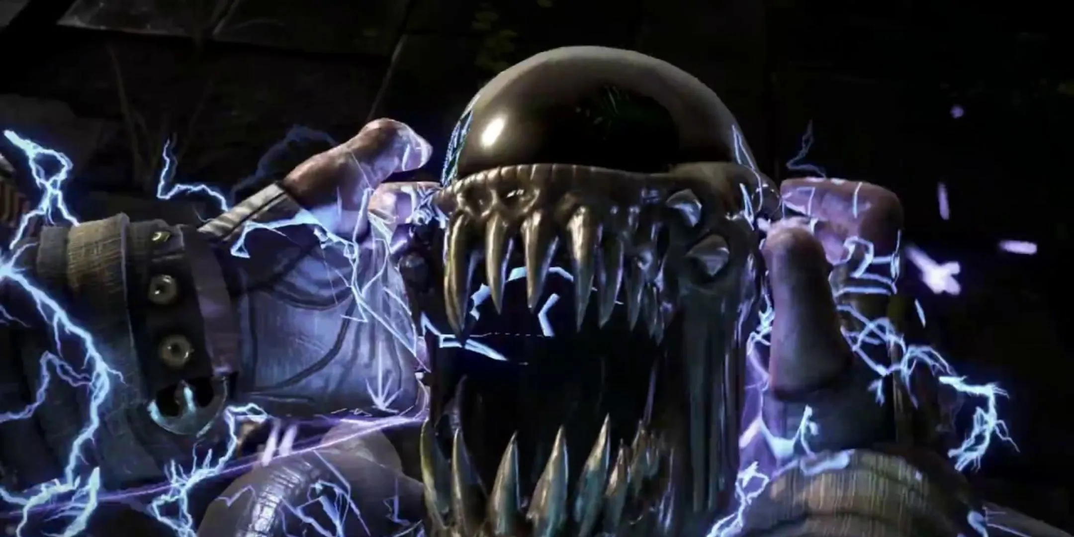Raiden phóng điện vào Zenomorph trong Fatality Bug Eyes ở Mortal Kombat 10